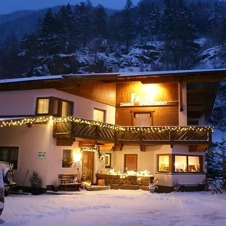 Haus Falke Apartment *